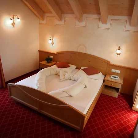 Hotel Alpin & Stylehotel Die Sonne Parcines